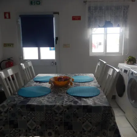 Cantinho Das Beiras Alojamento Local *